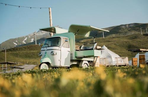 Laax Cabin | TCS Camping Laax Pop-Up Glamping