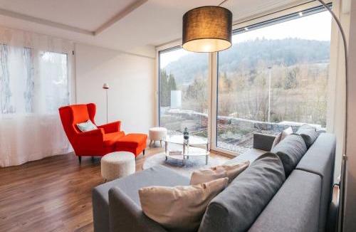 Ebikon Apartment | Neue Wohnung an Stadtrand mit Parkplatz
