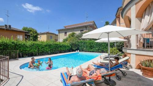 Desenzano del Garda Villa | Villa Bugatti Indipendent Villa ,lake view and private pool, DesenzanoLoft Official Partner Homes & Villas by Marriott Bonvoy