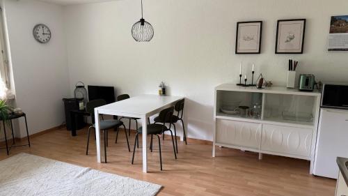 Martisberg Apartment | Meiringen Retreat - Sauna, Terrace & Pinball