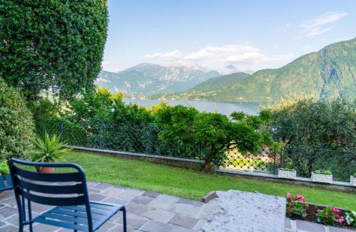 Azzano Apartment | Furmiga Retreat Lakeview garden