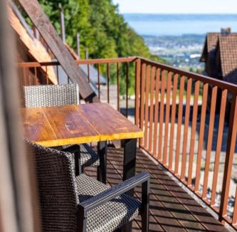 Lutzenberg Apartment | VetterLux Seesicht - Auszeit am See - Maisonett mit WellnessOase, Parkplatz