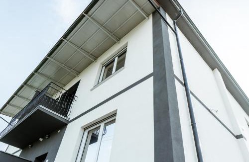 Canegrate House | Silvia's Luxury Suites by RentMax