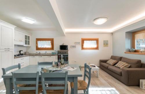 Lierna Apartment | Villa with garden, view of Lake Como, Lierna