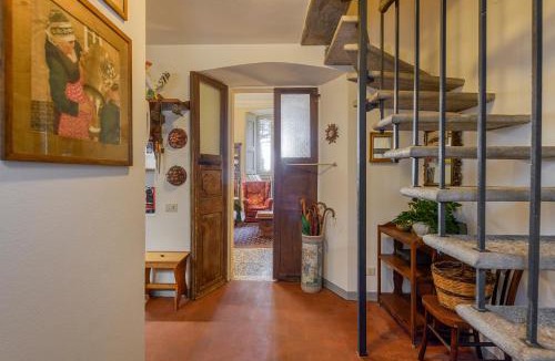 Varese Apartment | Varese - Villa d'altri tempi accanto al Golf