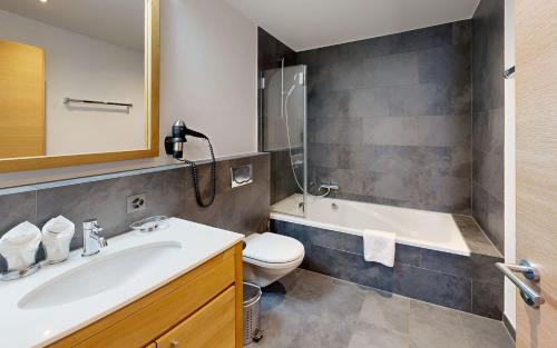 Zermatt Apartment | ZermHaus - in the village center - very comfortable