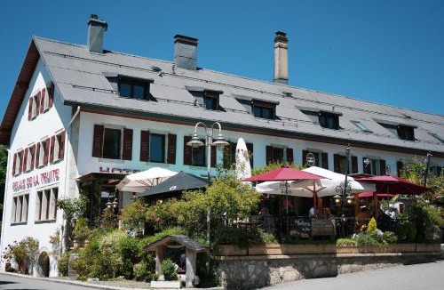 Les Charbonnieres Hotel | Hôtel de la Truite - Vallée de Joux