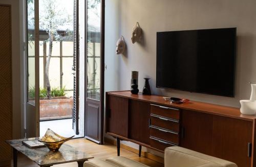 Lazzaretto Apartment | WPRELAIS Palm Fronds
