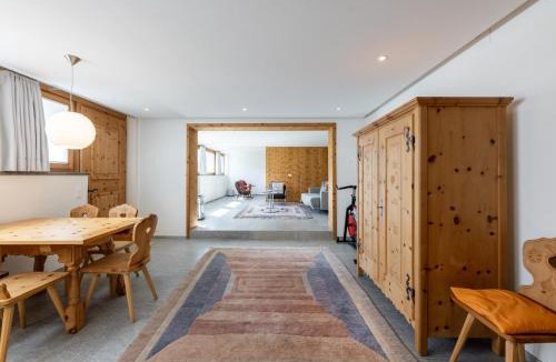 Samedan Apartment | Apartment in a sunny location in Samedan