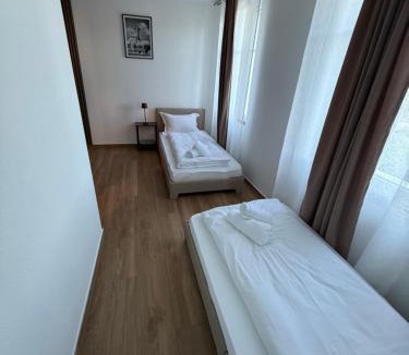 Niedergosgen Apartment | Family Suite