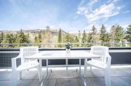 Vulpera Apartment | PL 202 Lichtdurchflutete Wohnung mit grossem Balkon Richtung Scuol