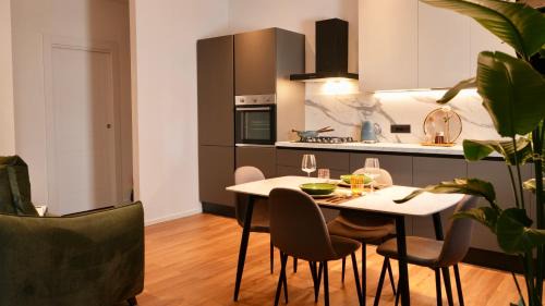 Nebbiuno Apartment | Palmarea House