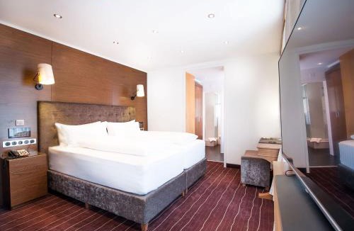 Davos-Platz Hotel | arthausHOTEL