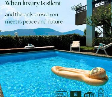 Agra Apartment | LUXURY APARTMENT with POOL