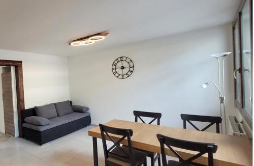 Bourg-Saint-Pierre Hotel | Auberge des Charmettes