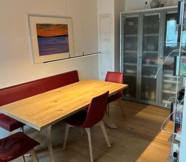 Iselin Apartment | ESC-Basel-Flat - Whole rent to save our MUSICAL THEATER BASEL