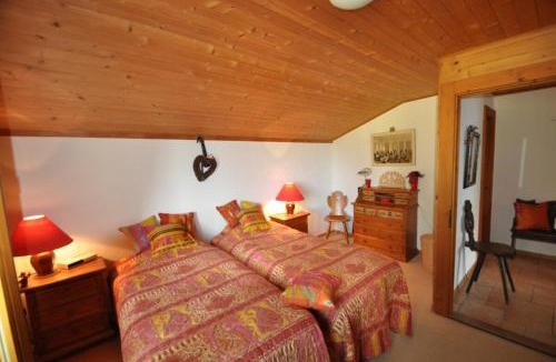 Les Posses-sur-Bex Ski Chalet | Chalet Tendre est la Nuit à Gryon - 6 personnes, belle vue, tout confort