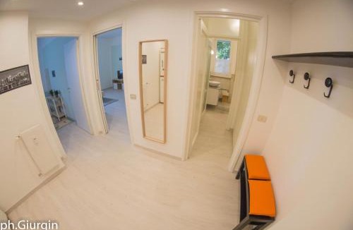 Lecco Apartment | Lake Haven, newly-renovated suite just 200 mt from Lake Como, fully AC, 10 min walk to centre