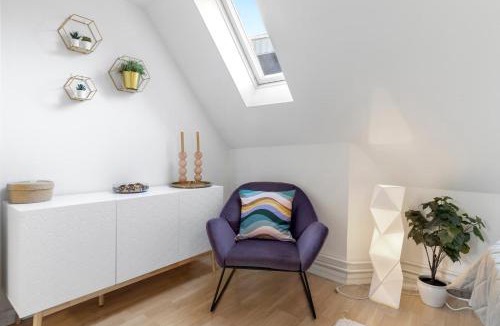 Hottingen Apartment | Best Value Central Location AC Free Parking