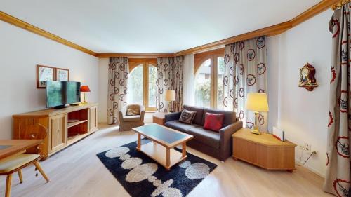 Zuoz Apartment | Apartment Belvair 32