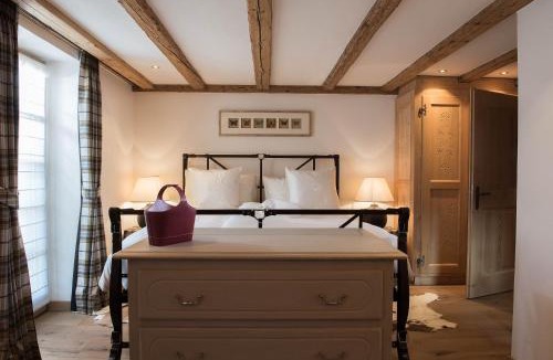 Zweisimmen Nr Gstaad Hotel | Hotel Olden