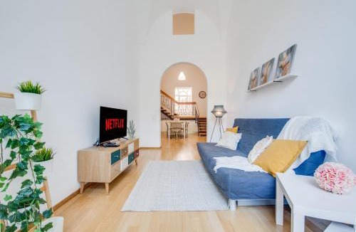 Bellinzona Apartment | Easylife Swiss - Luxurious Garden Retreat in Castel Grande, Pergola & Historic Charm x6