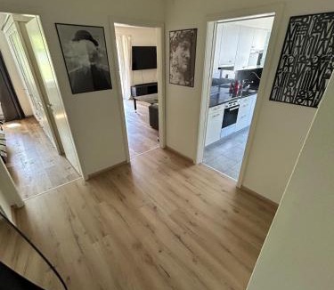 Breite Apartment | Modern apartment near StJakob