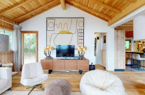 Granges Ski Chalet | Beautiful chalet in Le Bouveret with garden