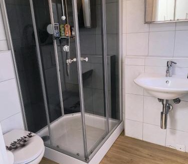 Frenkendorf House | Modernes Doppelzimmer nähe Basel