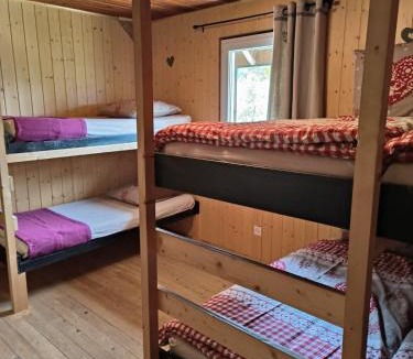 Chalais Ski Chalet | Ô Bercail Gîte de basse montagne 7' de vercorin