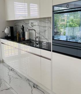 Weinfelden Apartment | Lady Elisabet