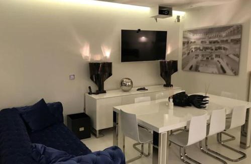 Wollishofen Apartment | Appartement - stylish möbliert in direkter Seenähe