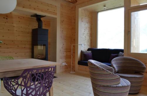 Vals House | Gääschi Leis