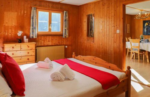 Frauenkirch Apartment | Apartment Haus Chumma Apt1 by Interhome