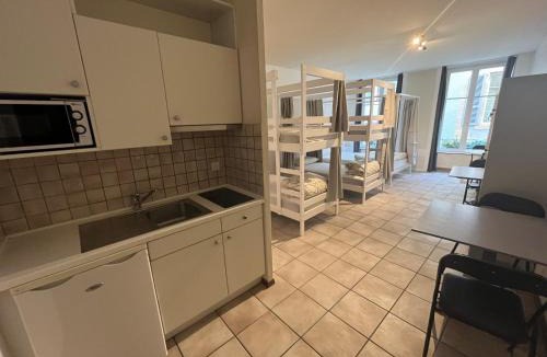 Neuchatel Hostel | Best deal in Neuchâtel city center