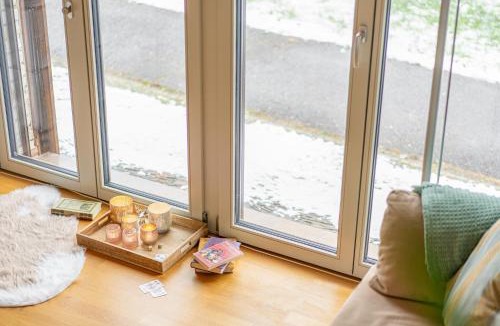 Brugg House | Tiny House Chez Claudine - Relaxen, Workspace, Nähe Thermen, Netflix, free Parking & Wifi