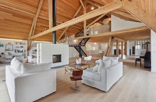 Demoret House | Completely refurbished typical Swiss farmhouse