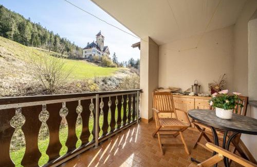 Vulpera Apartment | 2205 Schoen eingerichtete Wohnung mit stilvollem Flair