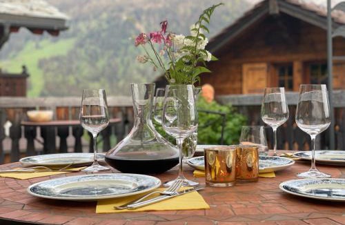 Les Posses-sur-Bex Apartment | Chalet Rayon de Soleil Gryon Villars