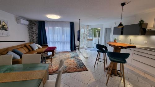 Zollikofen Apartment | Luxuriöses 5* Swiss Basecamp Apartment, Bern