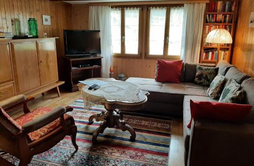 Innertkirchen Apartment | Chalet Am Fels