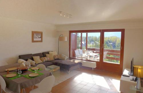 Lens Apartment | Apartment Monte Cristo 6 by Interhome