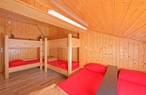 Bourg-Saint-Pierre Hostel | Petit Vélan - Coworking & Coliving