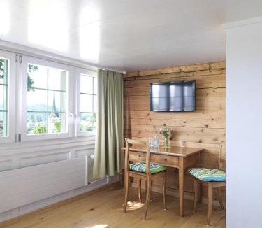 Teufen Bed & Breakfast | Hotel B&BAlpenheim