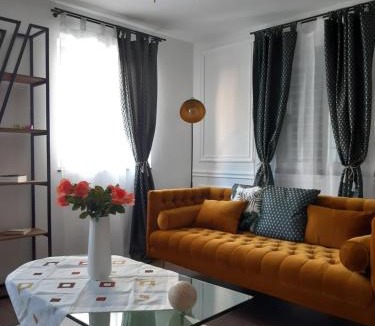 Rheineck Apartment | Rome Apartment