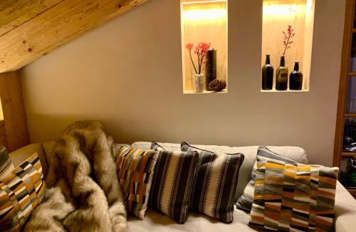 Verbier Ski Chalet | New, Luxurious and Central Art Penthouse