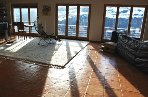 Andiast Apartment | Principala 5 Zeller Andiast - Ferienwohnung für max. 10 Personen