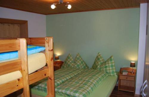 Riom-Parsonz Apartment | Ferienwohnung Hof Collet
