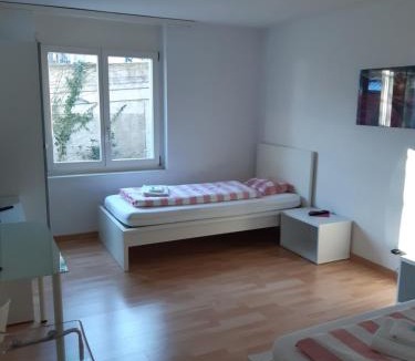 Reiden House | Good Bed Reiden