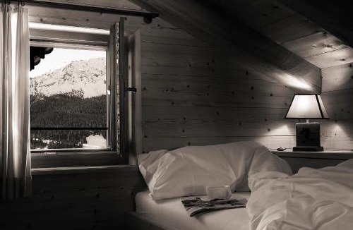Klosters-Serneus Hotel | Berghaus Alpenrösli